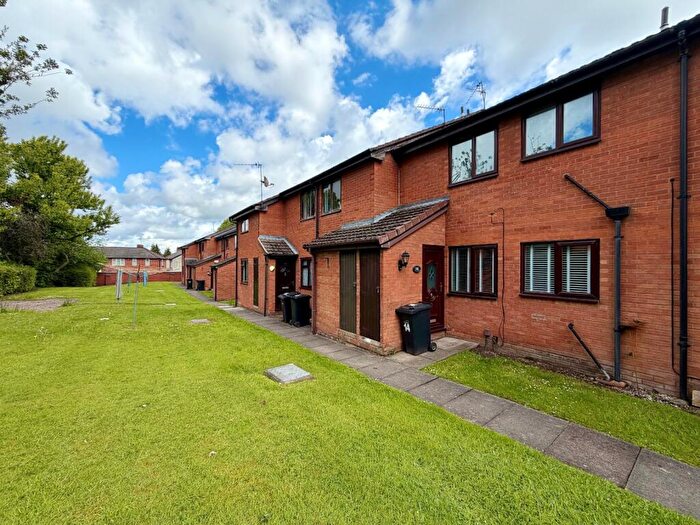1 Bedroom Maisonette To Rent In Birds Meadow, Brierley Hill, West Midlands, DY5