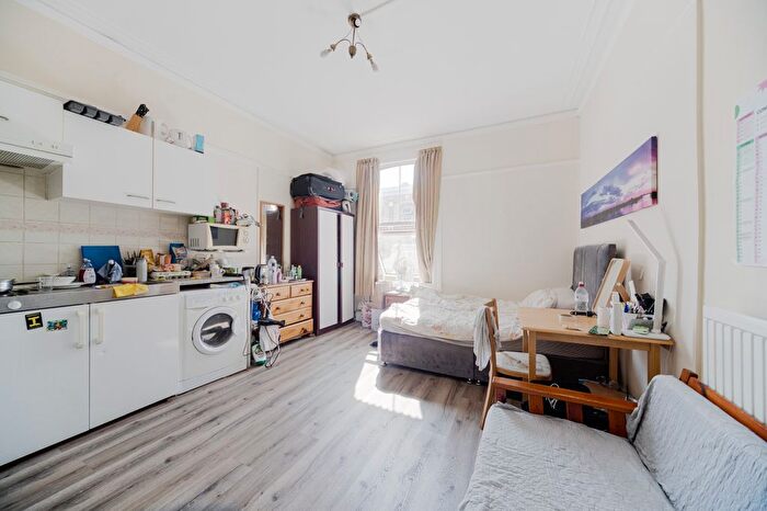 Studio To Rent In Flat, Cheniston Gardens, London, W8