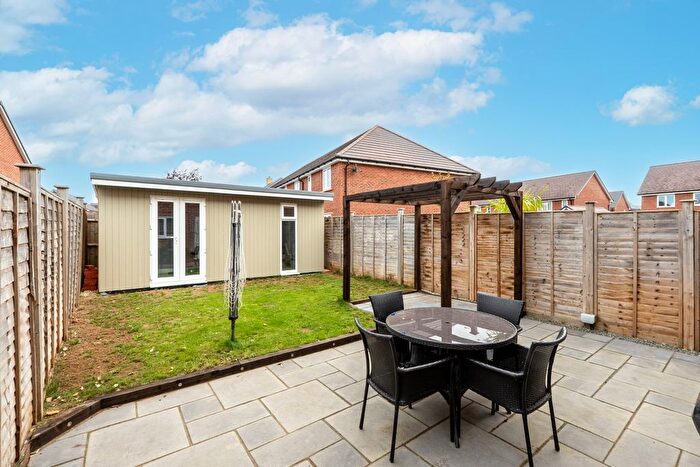3 Bedroom Semi-Detached House For Sale In Bellenger Way, Brize Norton, Carterton, Oxfordshire, OX18