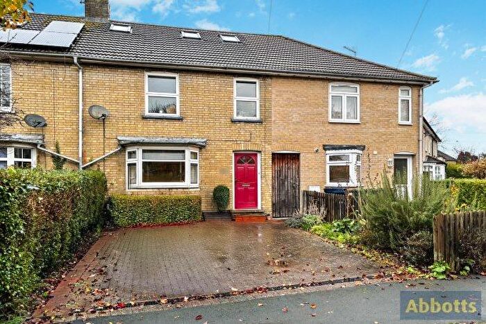 3 Bedroom Terraced House To Rent In Ramsden Square, Cambridge, CB4