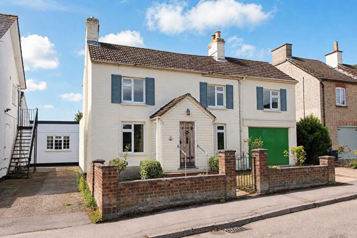 3 Bedroom Detached House For Sale In Pinnocks Lane, Baldock, SG7