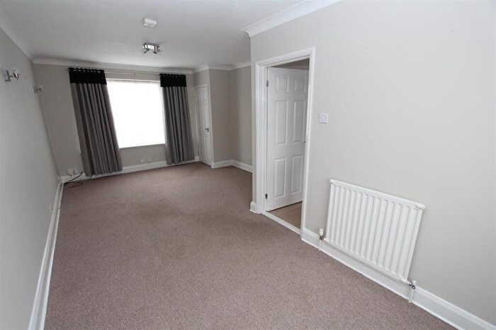 2 Bedroom Detached House To Rent In AmblesideSittingbourneKent, ME10