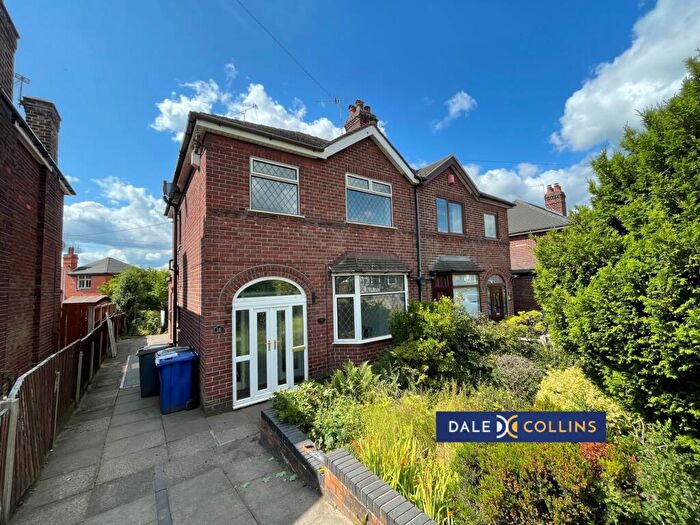 3 Bedroom Semi-Detached House For Sale In Wolstanton Road, Chesterton, ST5
