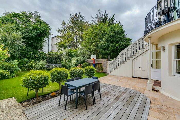 4 Bedroom Apartment To Rent In Belsize Park, Belsize Park, London, NW3