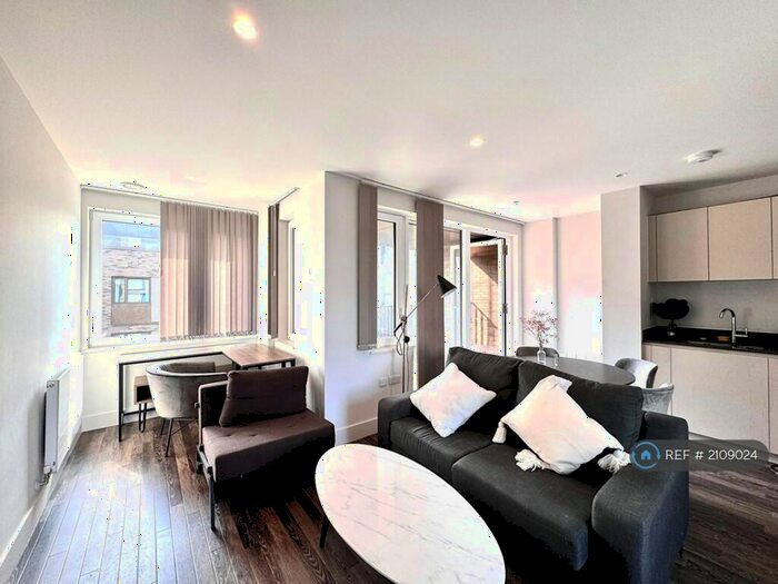 1 Bedroom Flat To Rent In Moulding Lane, London, SE14