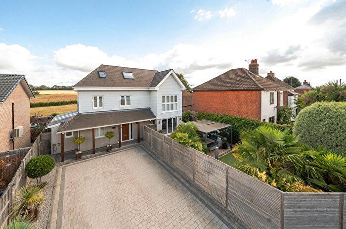 4 Bedroom Detached House For Sale In Funtley Lane, Fareham, Hampshire, PO17
