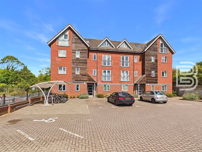1 Bedroom Apartment For Sale In Boughton Road, Rugby, CV21