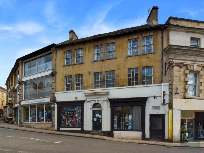1 Bedroom Apartment To Rent In Silver Street, Bradford-On-Avon, BA15