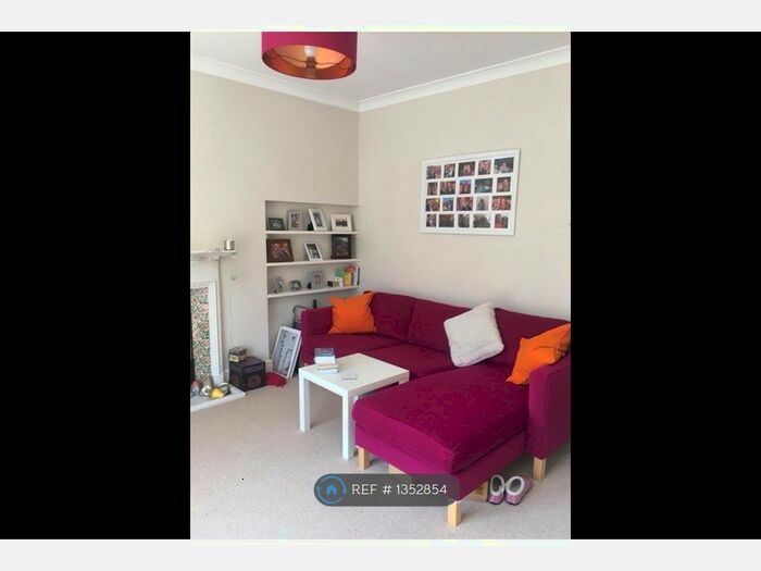 1 Bedroom Flat To Rent In Woodstock Road, Croydon, CR0