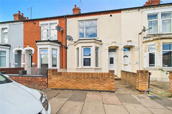 3 Bedroom Terraced House For Sale In Rothersthorpe Road, Far Cotton, Northampton, NN4