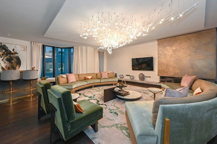 3 Bedroom Flat To Rent In The Mansion, Marylebone, London, W1U