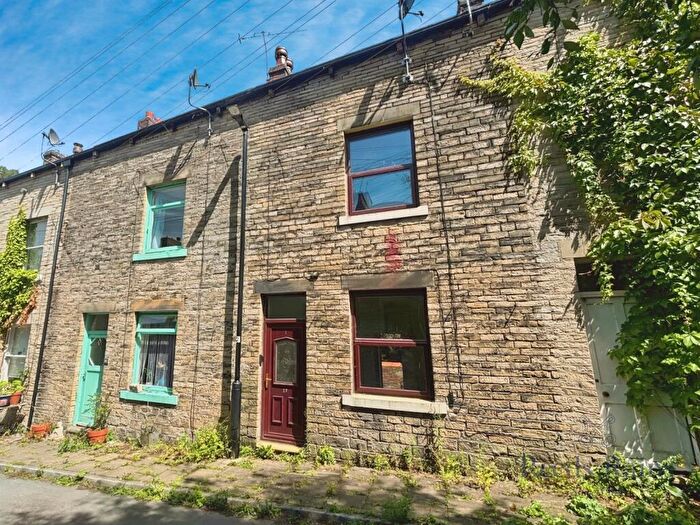 2 Bedroom Terraced House For Sale In Oxford Street, Hebden Bridge, HX7