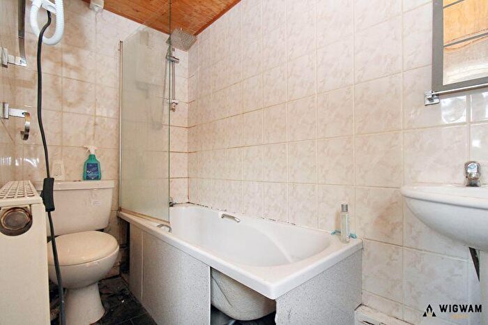 2 Bedroom End Of Terrace House For Sale In Perth Street West, Hull, HU5