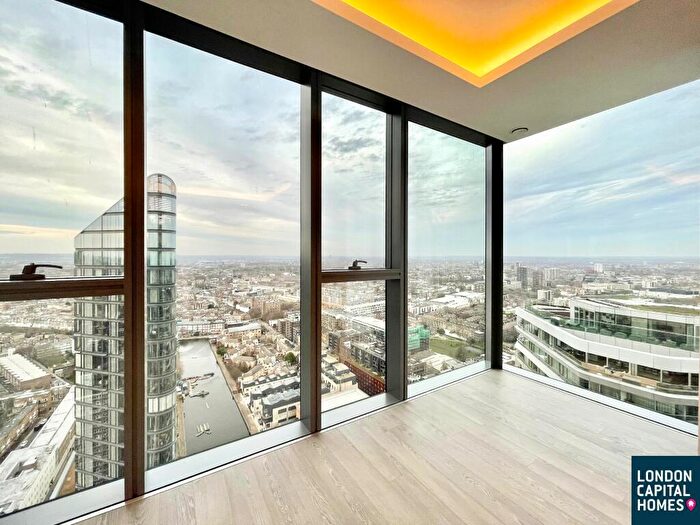 2 Bedroom Apartment To Rent In Carrara Tower, Bollinder Place, London, EC1V
