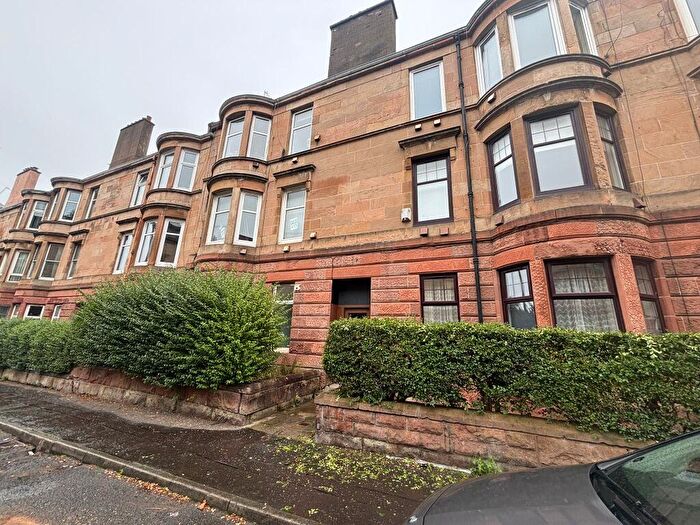 2 Bedroom Flat To Rent In Kirkwood Street, Cessnock, Glasgow, G51
