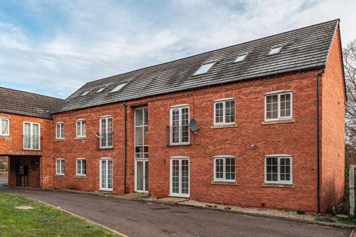 1 Bedroom Flat To Rent In Beoley Road West, Redditch, Worcestershire, B98