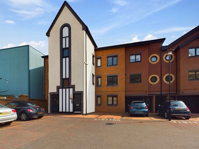 2 Bedroom Apartment For Sale In Dolphin Quay, North Shields, NE29