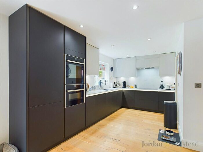 4 Bedroom Detached House For Sale In Ravenscroft Close, Middlewich, Cheshire, CW10