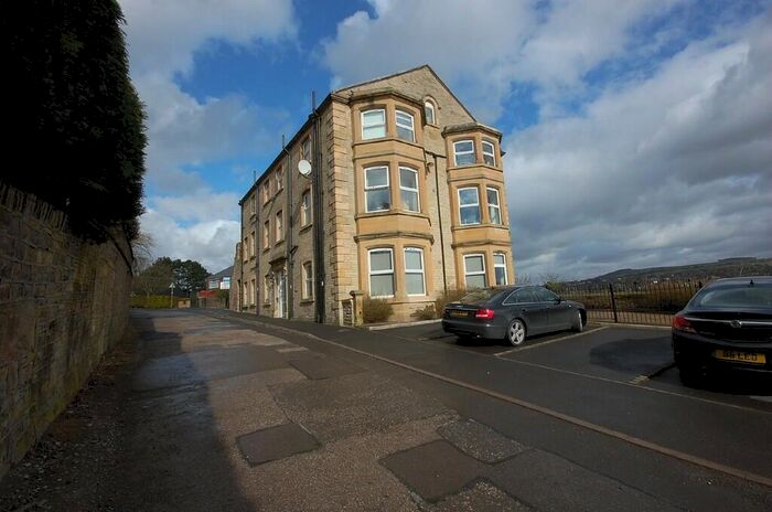 1 Bedroom Apartment To Rent In Lakes Road, Marple, SK6