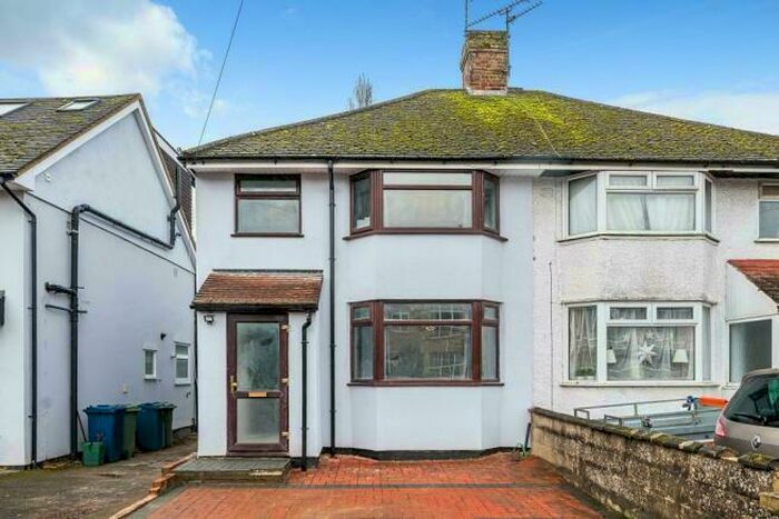 3 Bedroom Semi-Detached House To Rent In York Road, Headington, OX3