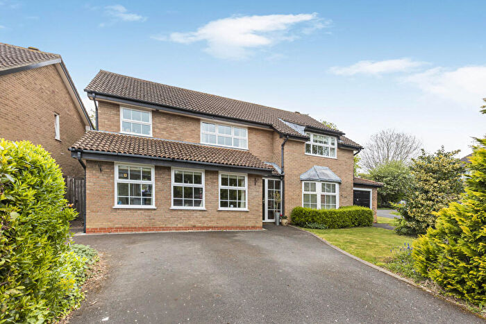 5 Bedroom Detached House For Sale In Knapp Close, Abingdon, OX14