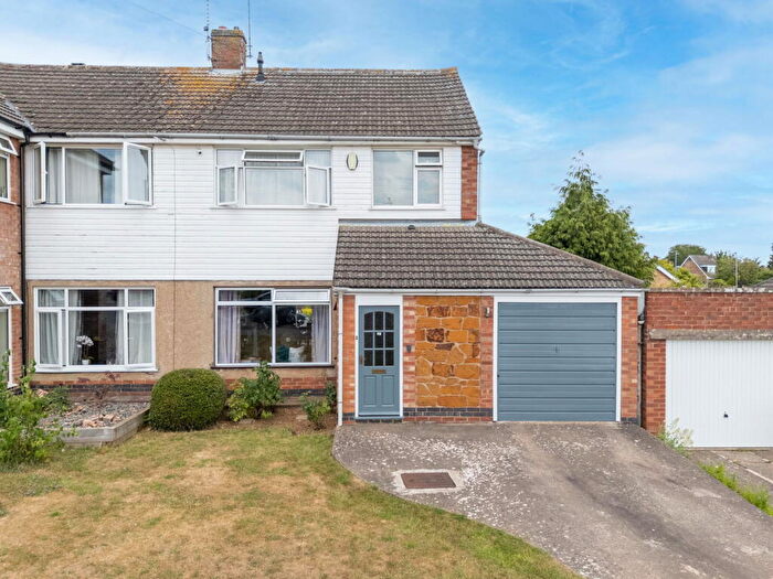 3 Bedroom Semi-Detached House For Sale In Sherrard Road, Market Harborough, LE16