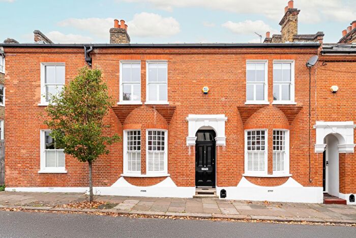 3 Bedroom Detached House For Sale In Netherford Road, London, SW4