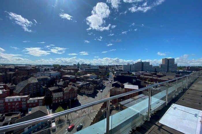 2 Bedroom Flat To Rent In Marco Island, Nottingham, NG1