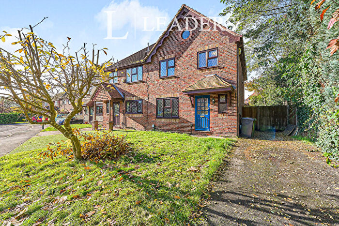 3 Bedroom House To Rent In Oak Ridge, West End, Woking, GU24