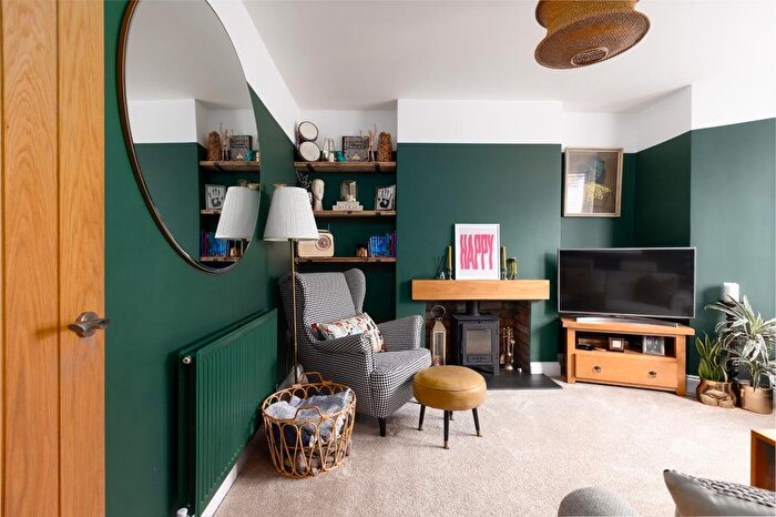 3 Bedroom Terraced House For Sale In Park Place, Eastville, BS5