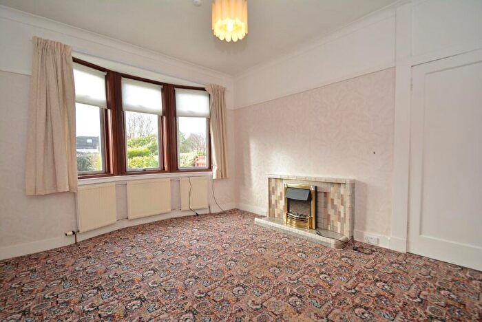 2 Bedroom Semi-Detached Bungalow For Sale In Coldstream Drive, Glasgow, G73