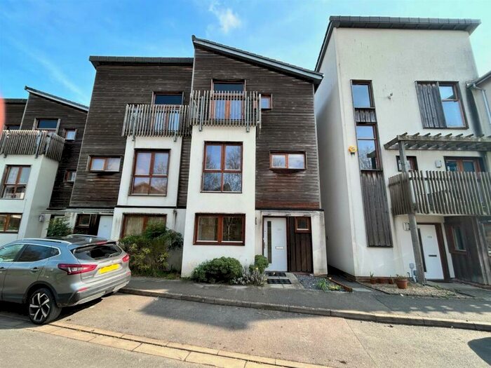 4 Bedroom Terraced House To Rent In Great Mead, Chippenham, SN15