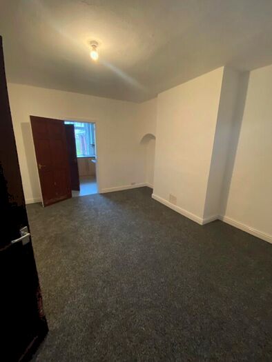 3 Bedroom Town House To Rent In Balfour Road, Bentley, Doncaster, Yorkshire, DN5