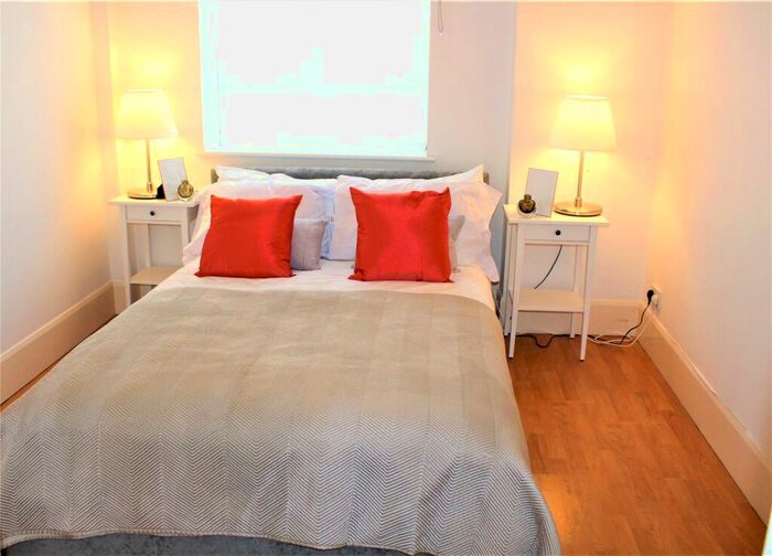 2 Bedroom Apartment To Rent In Dingley Road, Islington, London, EC1V
