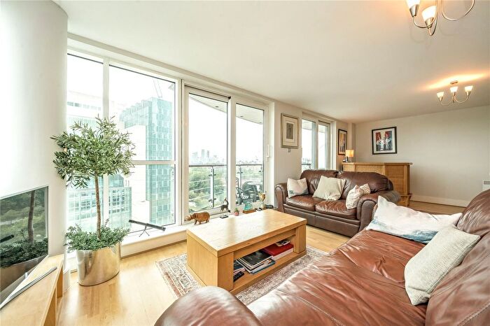 2 Bedroom Flat To Rent In Bridge House, St. George Wharf, London, SW8
