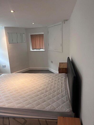 1 Bedroom Flat To Rent In Egerton Road, M14