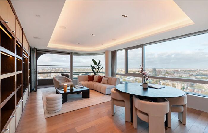 3 Bedroom Flat To Rent In City Road, London, EC1V