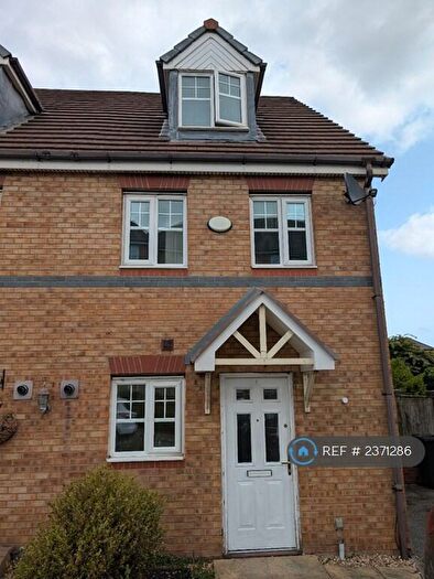3 Bedroom Semi-Detached House To Rent In Merlin Road, Birkenhead, CH42
