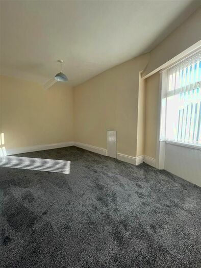 3 Bedroom End Of Terrace House To Rent In Clarence Street, Burnley BB11