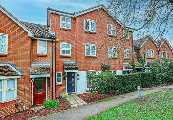 4 Bedroom Town House For Sale In Belswains Lane, Hemel Hempstead, HP3