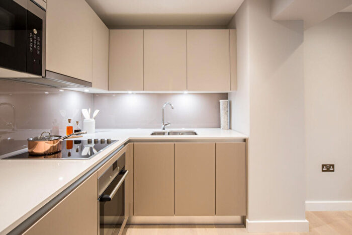 2 Bedroom Apartment To Rent In Uncle Elephant & Castle, Churchyard Row, SE11