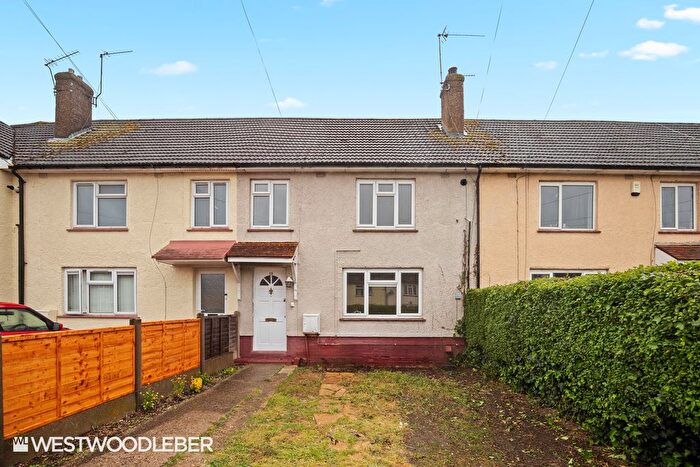 4 Bedroom Terraced House To Rent In North Road, Waltham Cross, EN8