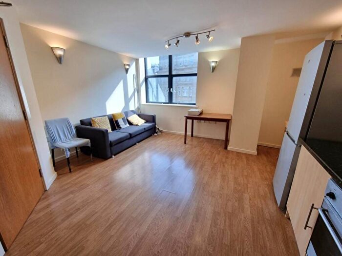 1 Bedroom Flat To Rent In Landmark House, City Centre, Bradford, BD1