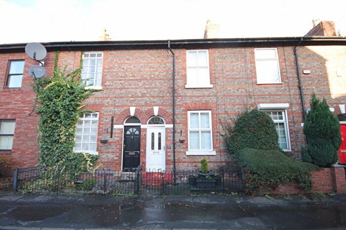 2 Bedroom Terraced House To Rent In Old Oak Street, Didsbury, Manchester, M20