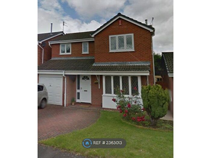 4 Bedroom Detached House To Rent In Studland Way, Nottingham, NG2
