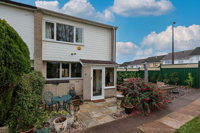 3 Bedroom End Of Terrace House For Sale In Larkhill Road, Wollaston, Stourbridge, DY8