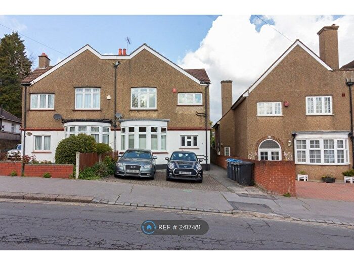 1 Bedroom Flat To Rent In Kingsdown Avenue, South Croydon, CR2