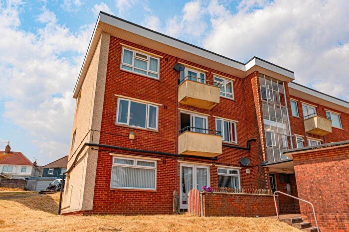 2 Bedroom Flat For Sale In Joyce Close, Newport, NP20
