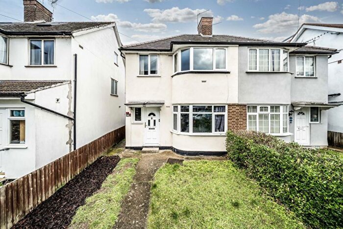 4 Bedroom Semi Detached House For Sale In Mogden Lane, Isleworth, TW7