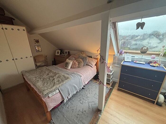 5 Bedroom Semi-Detached House To Rent In St Chads Drive, Headingley, Leeds, LS6